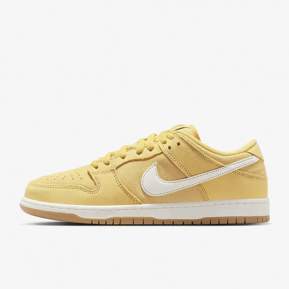 dunk low pro Saturn Gold1