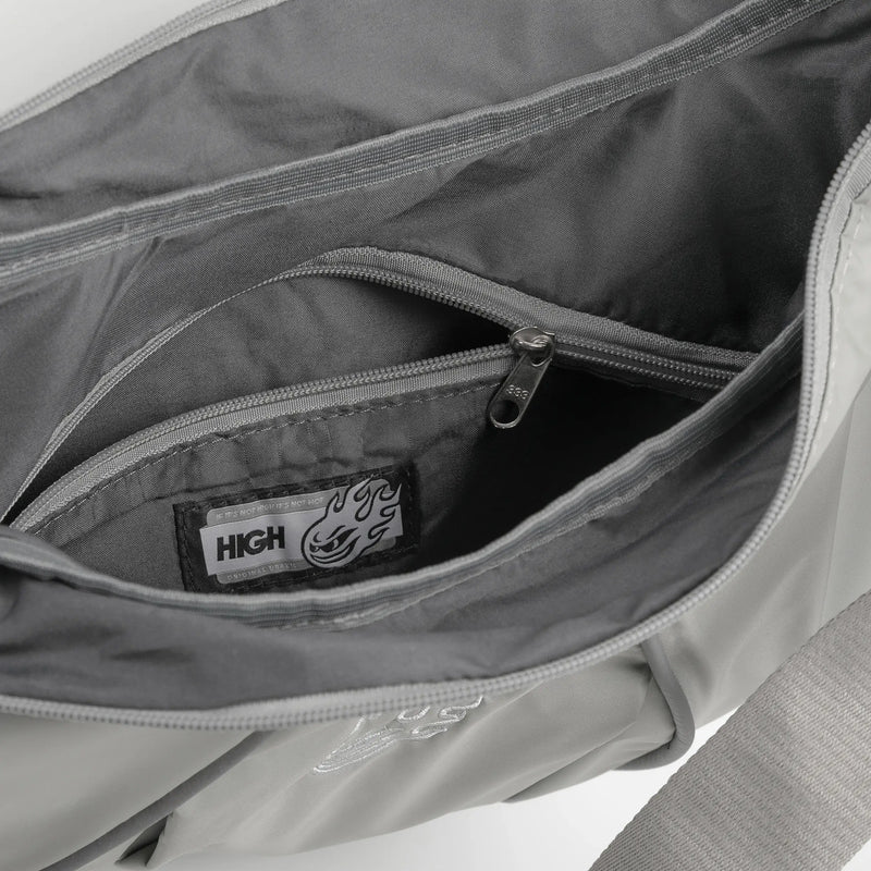 Reflective_Tsuno_Bag_Grey_Detail_2