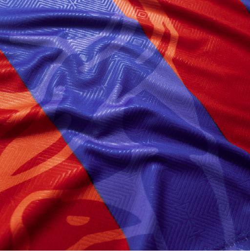 Detalhe-MVRK-X-Ronaldo-Barcelona-Jersey-2