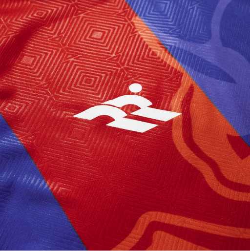 Detalhe-MVRK-X-Ronaldo-Barcelona-Jersey-3