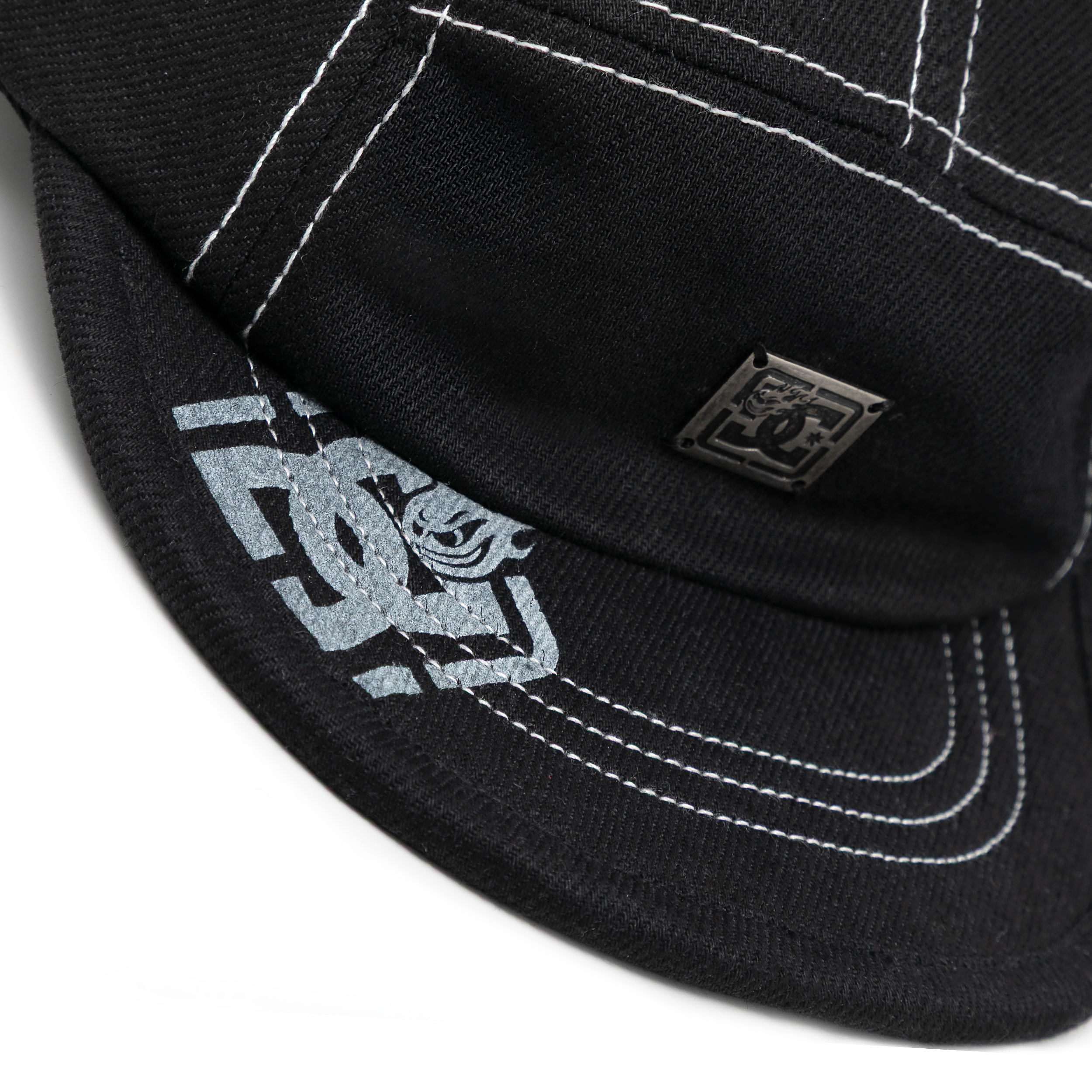 5_Panel_Jeans_HIGHxDC_Detail