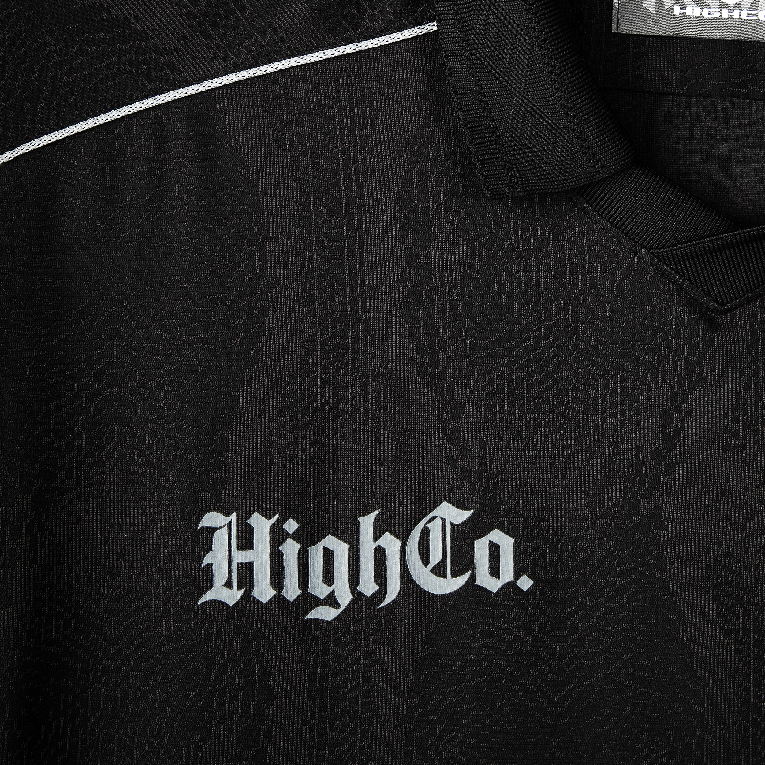 HIGHxUmbro_Jersey_Black_Detail_2
