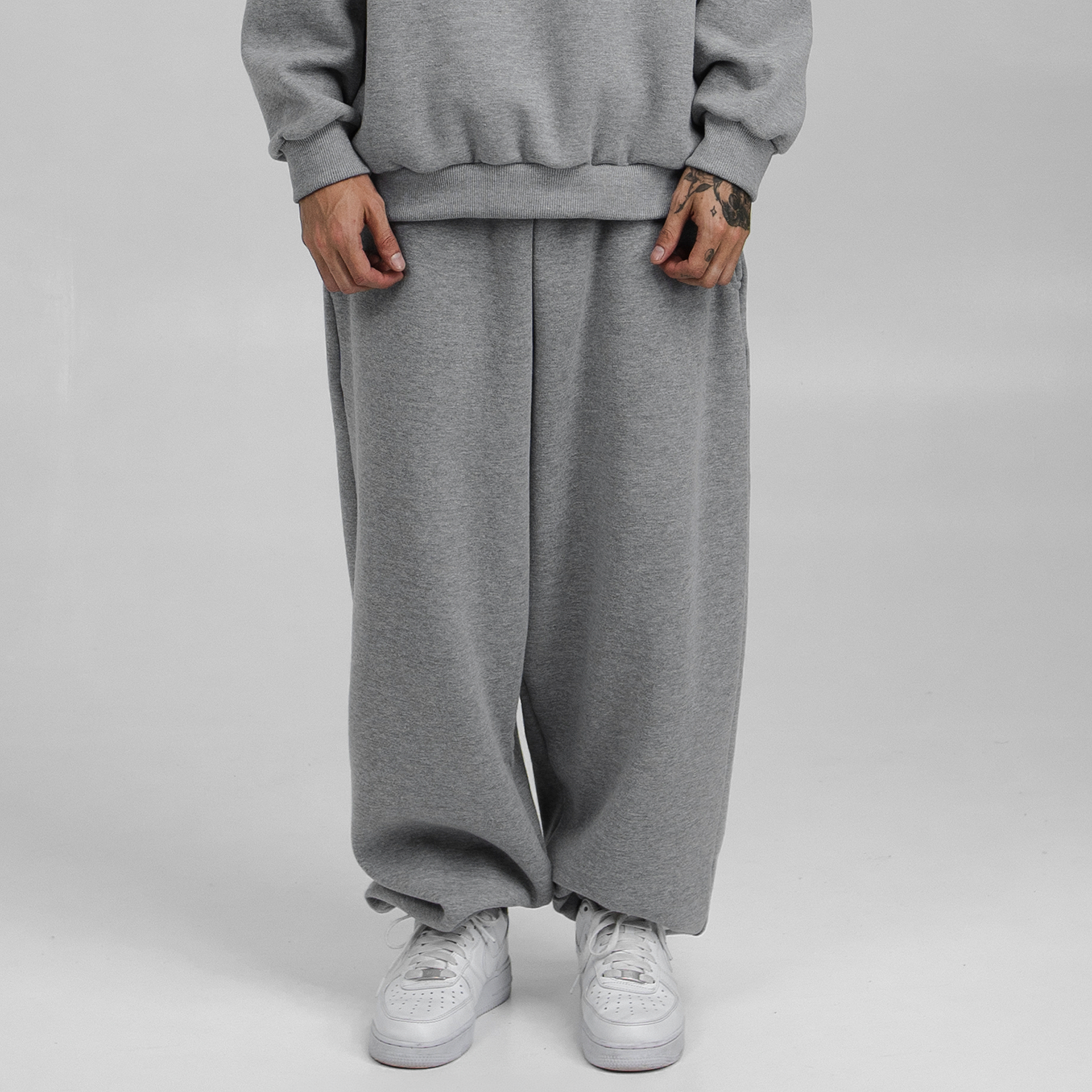 ESSENTIAL-GREY-SWEATPANTS-1