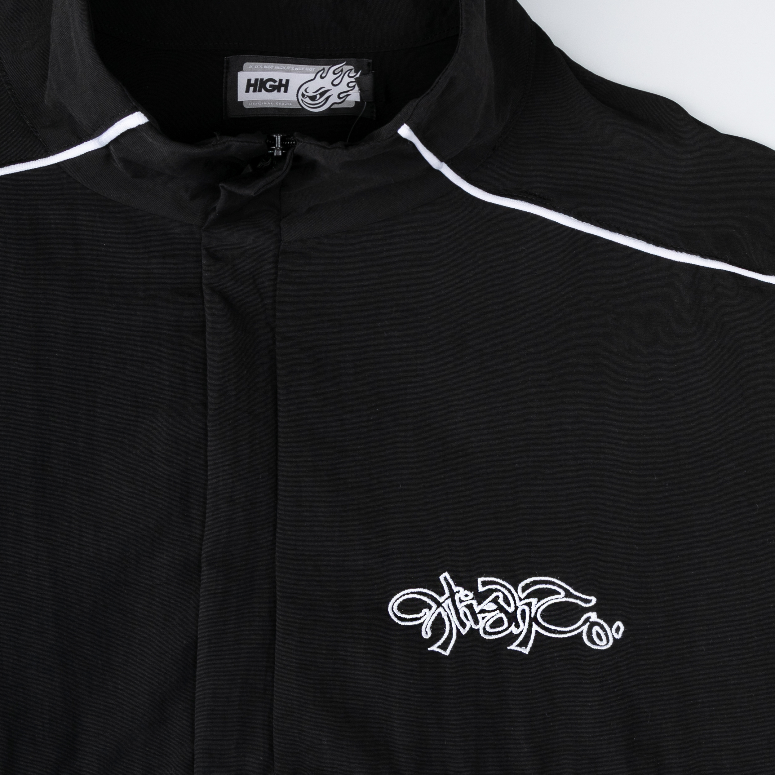 Sport_Jacket_Black_Detail