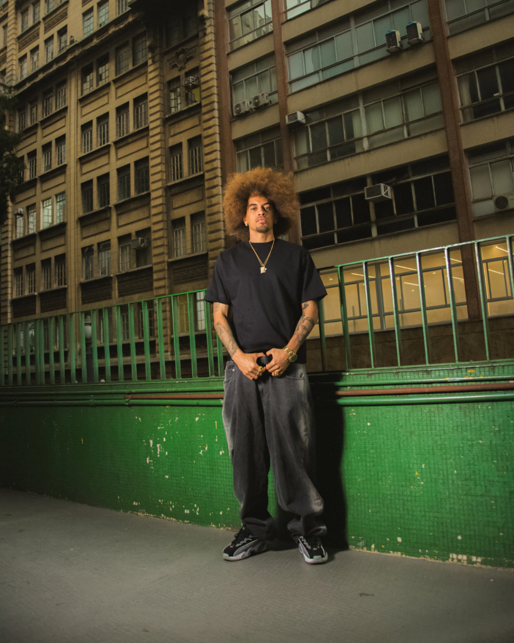 camiseta-boxy-regular-preta-1-59dae52042ea37cd4317516606723801-1024-1024