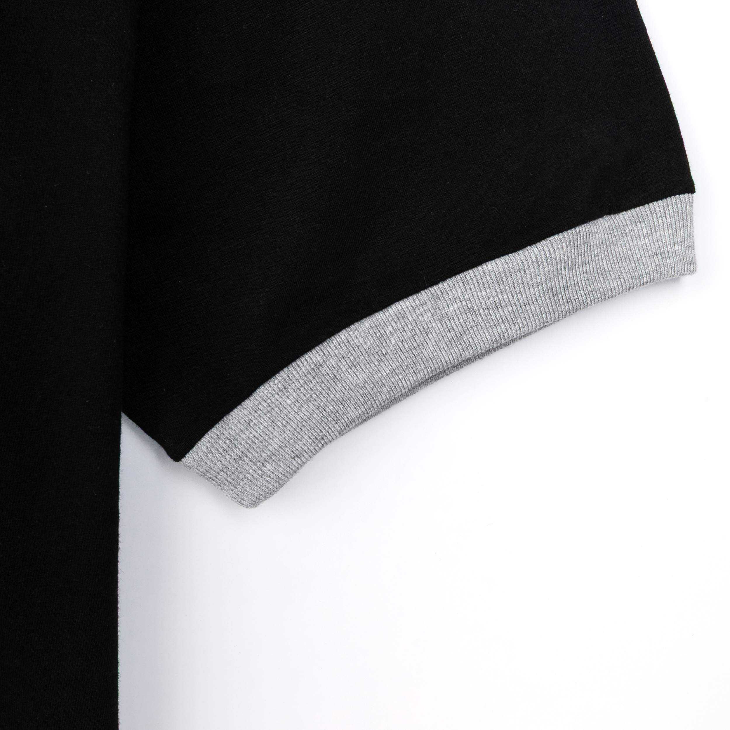 TS754-01_Tee_Classy_Interlock_Black_Detail