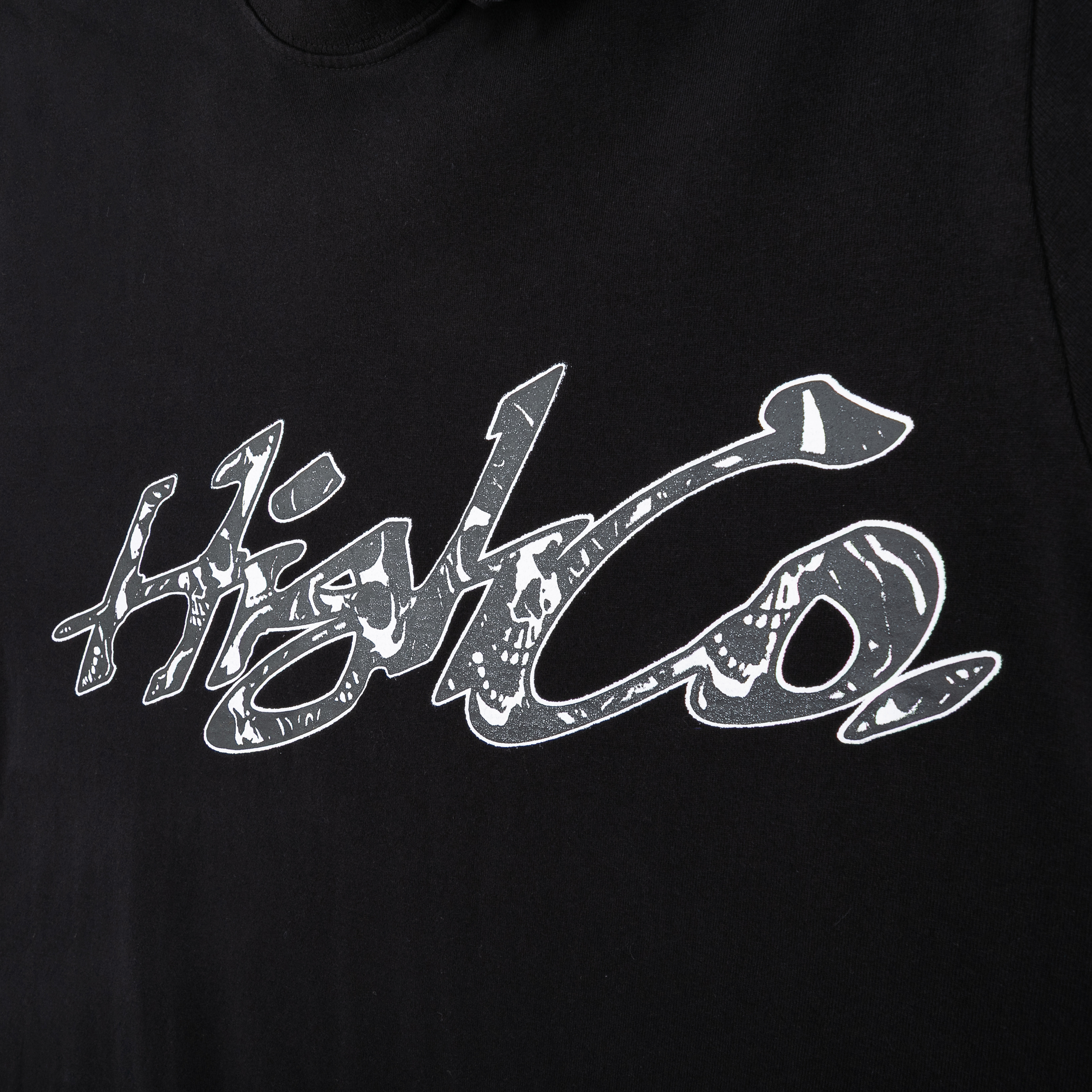 TS774-01_Vanitas_Tee_Black_Detail
