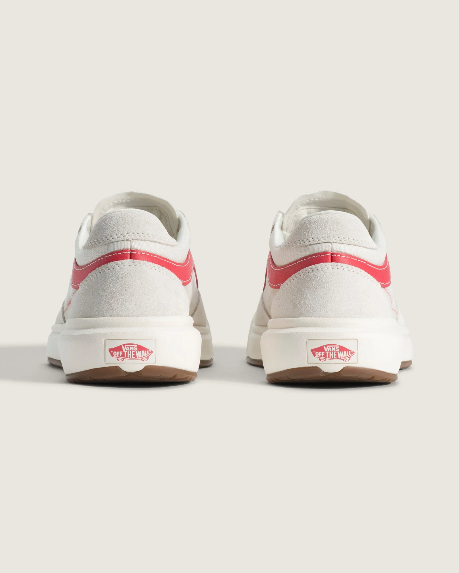 Hires-Vans-V1003551110003-04