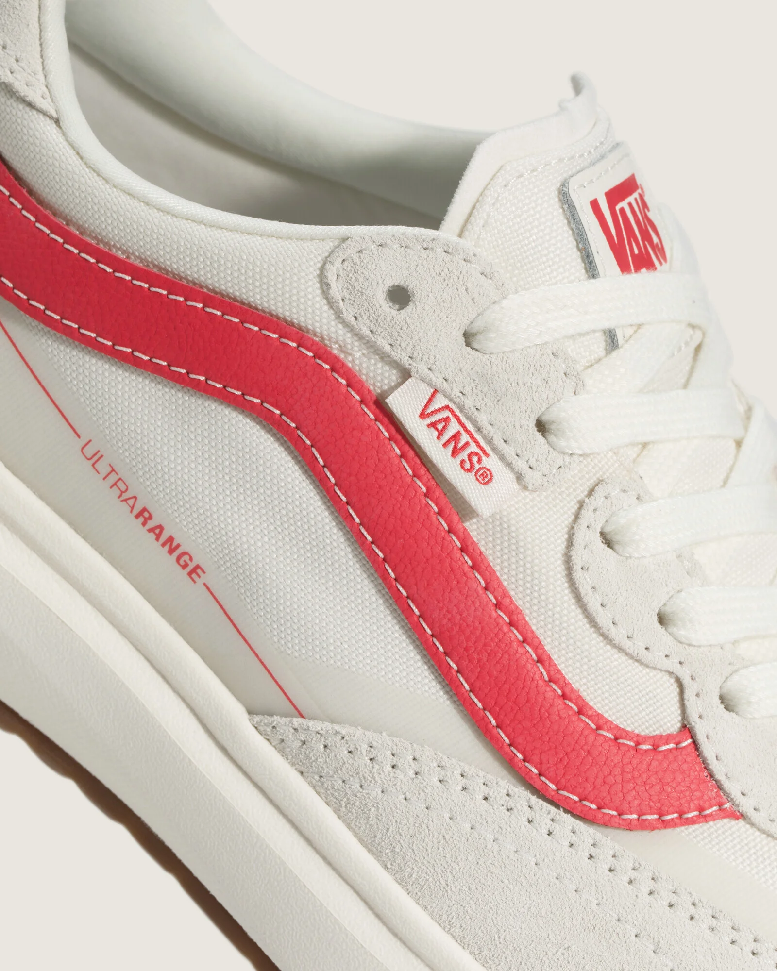 Hires-Vans-V1003551110003-06