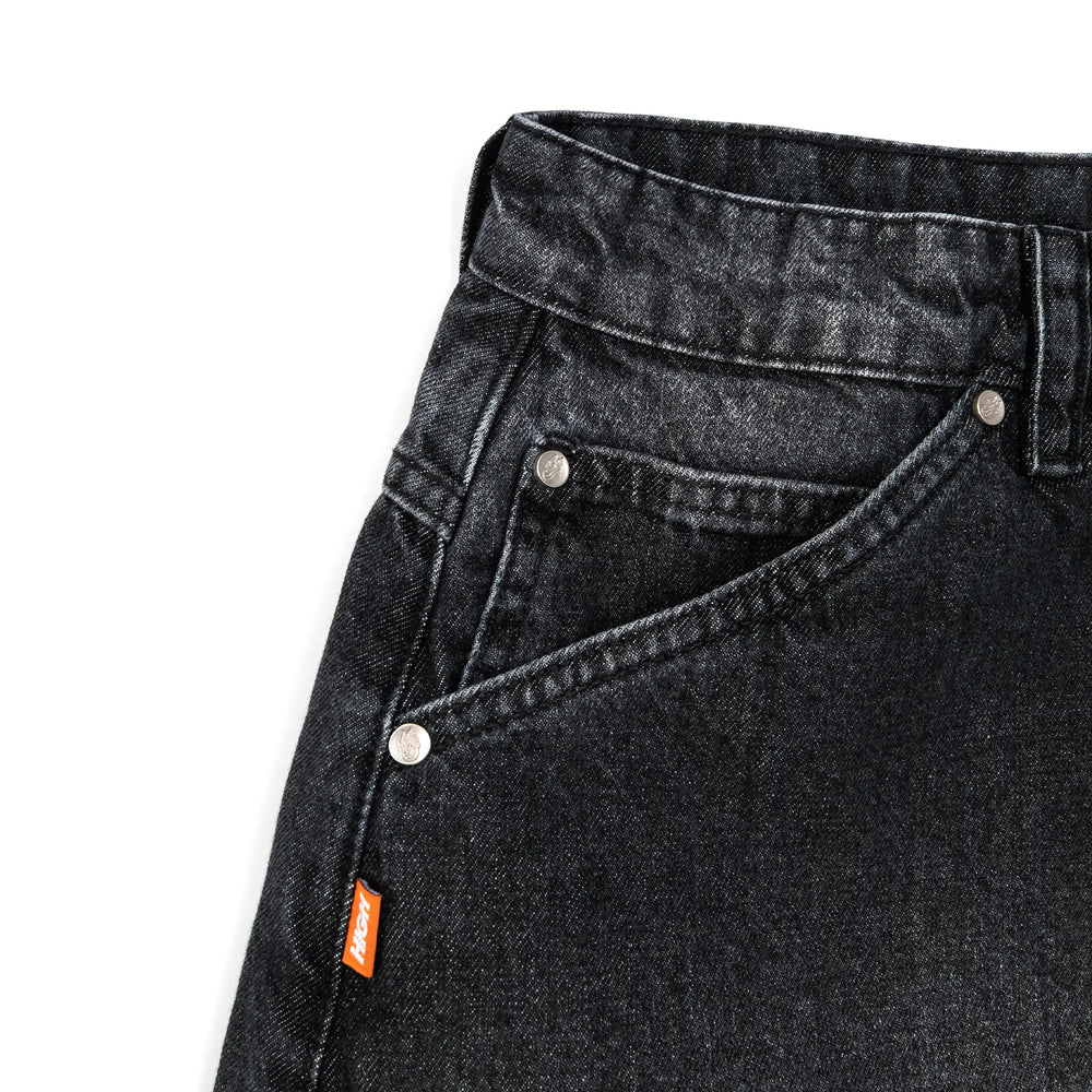 JS023-02_Tagline_Denim_Shorts_Black_Detail_3