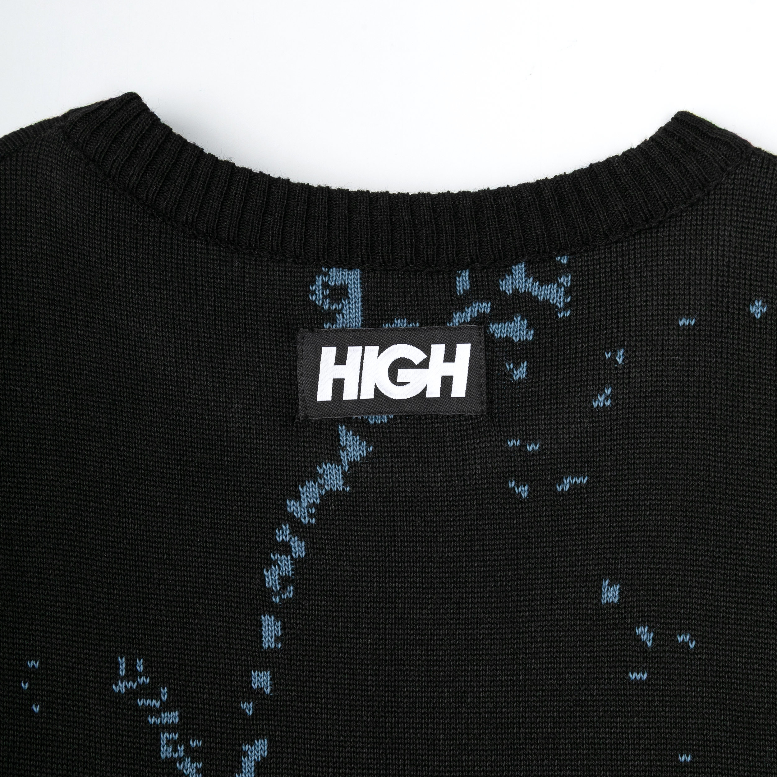 TS775-01_Panther_Knit_Tee_Detail