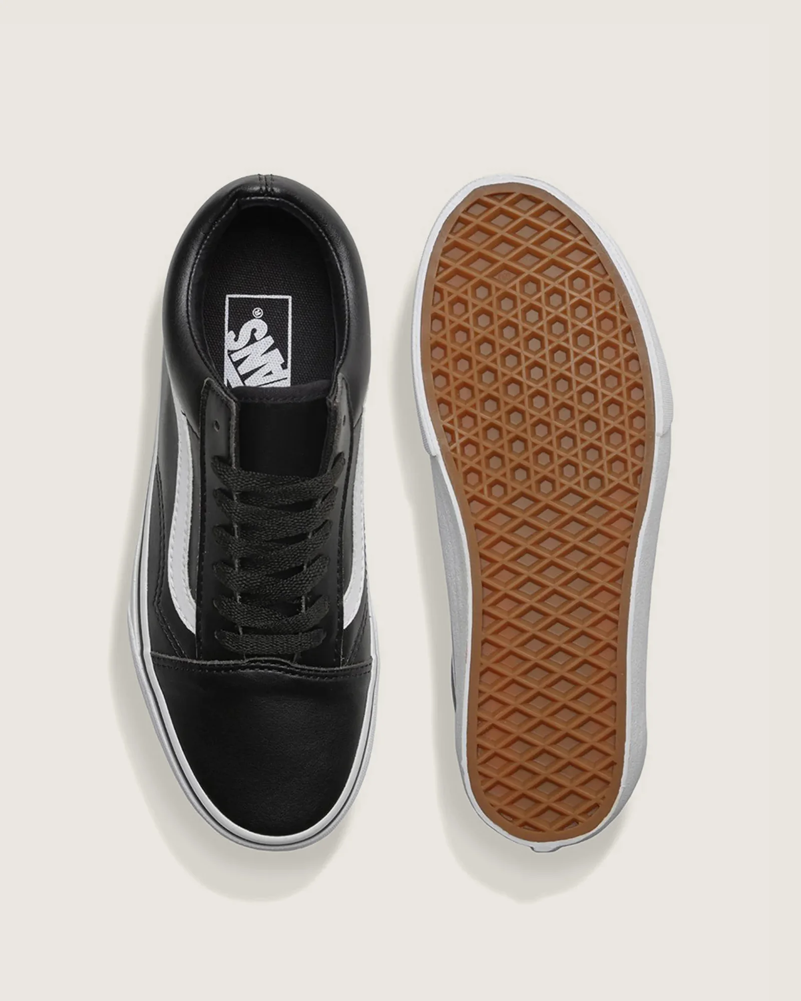 Hires-Vans-V1002000850070-03
