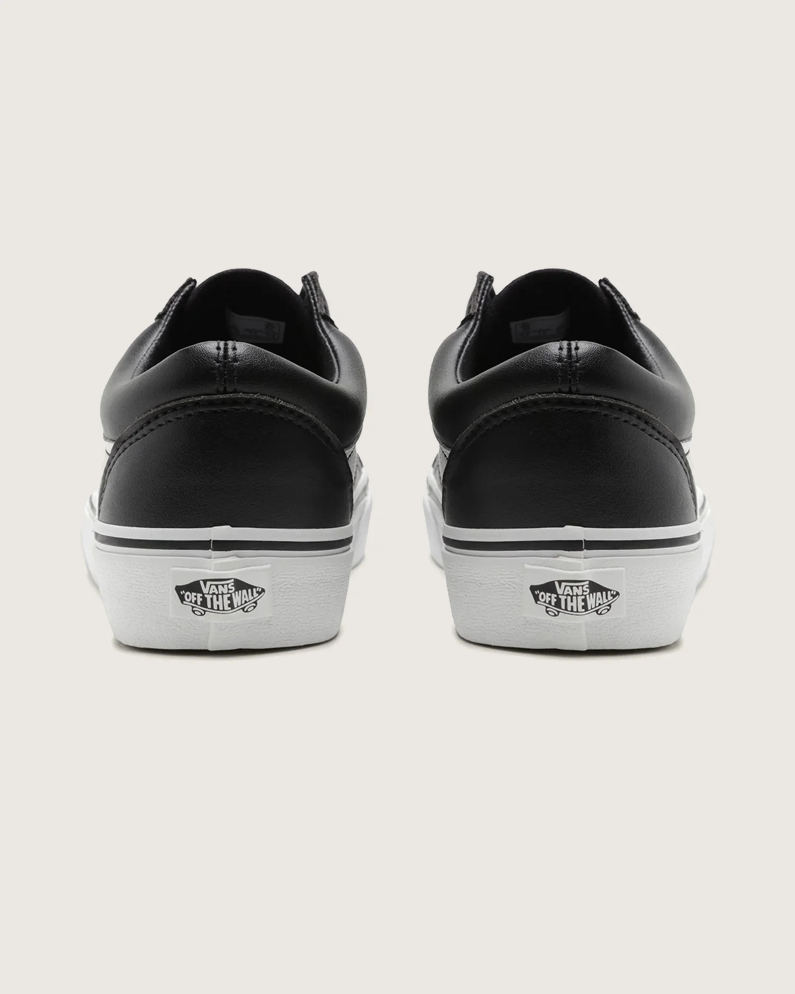 Hires-Vans-V1002000850070-04