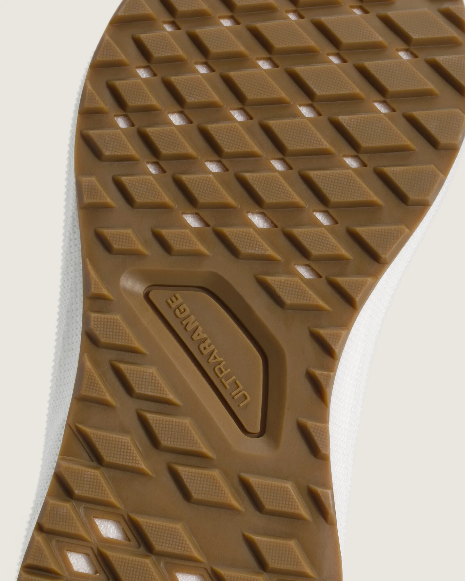 Hires-Vans-V1005900070002-05