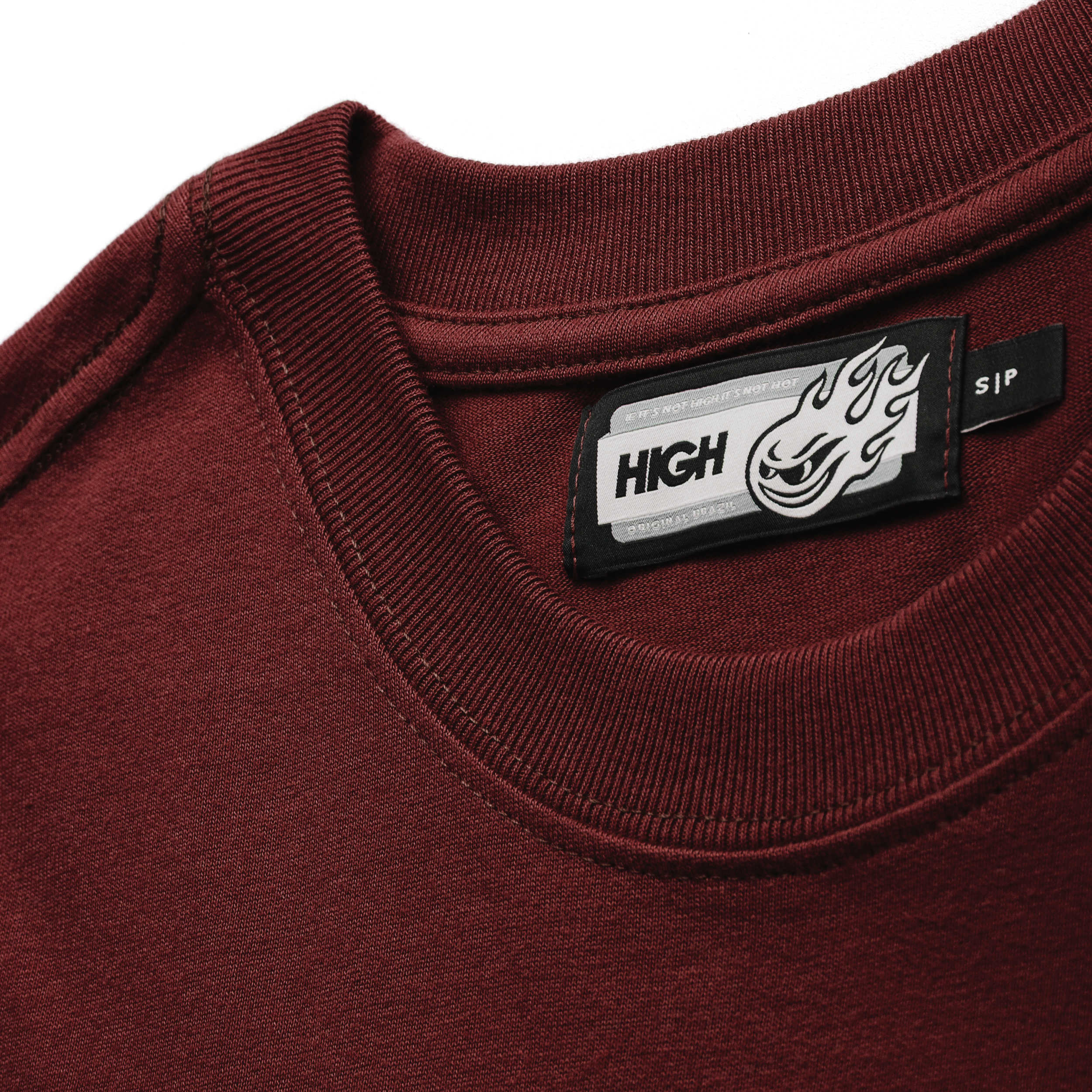 TS837.06_Coast_Tee_Burgundy_4